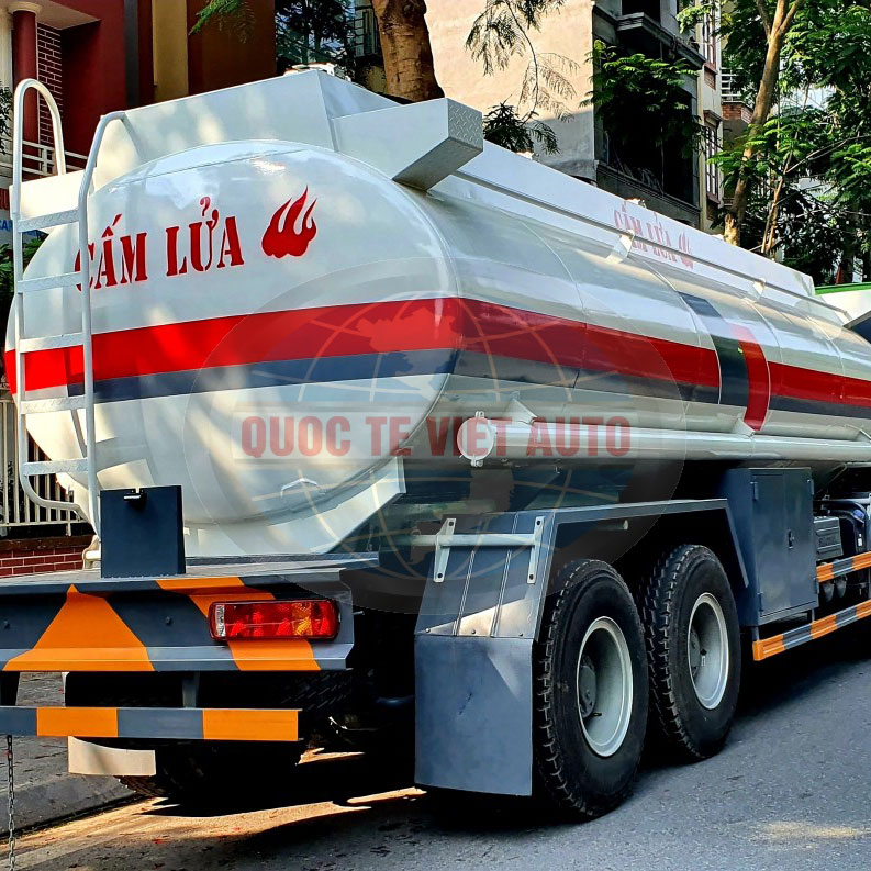 bon-chua-xang-dau-howo-21khoi bồn chứa 21 khối xăng dầu howo