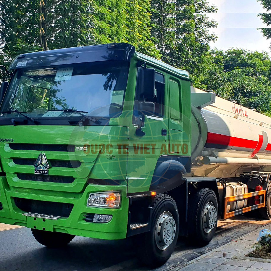 xe-tec-cho-xang-dau-howo-21khoi xe téc chở xăng dầu howo